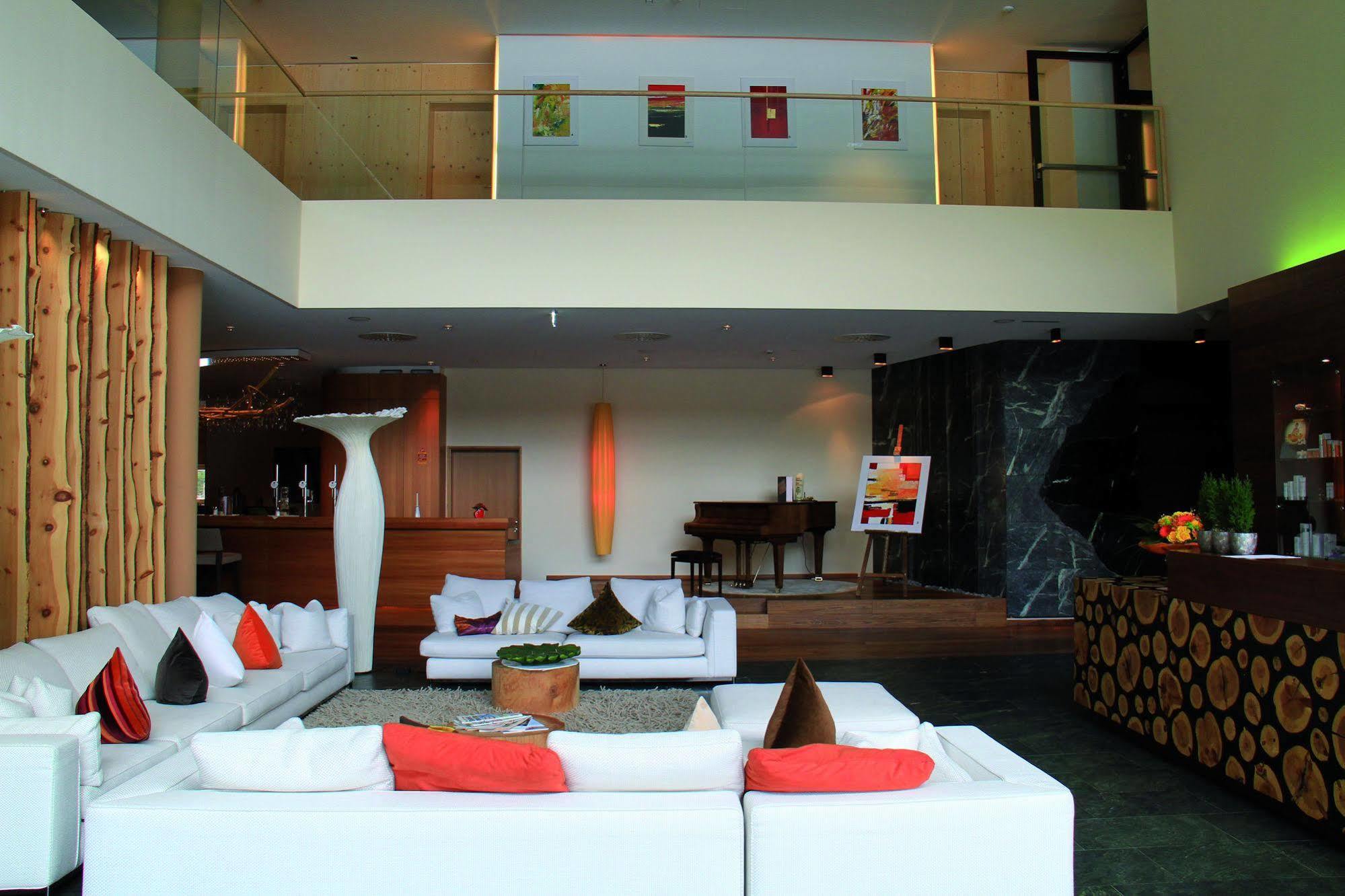 Spa Hotel Zedern Klang Hopfgarten in Defereggen Luaran gambar