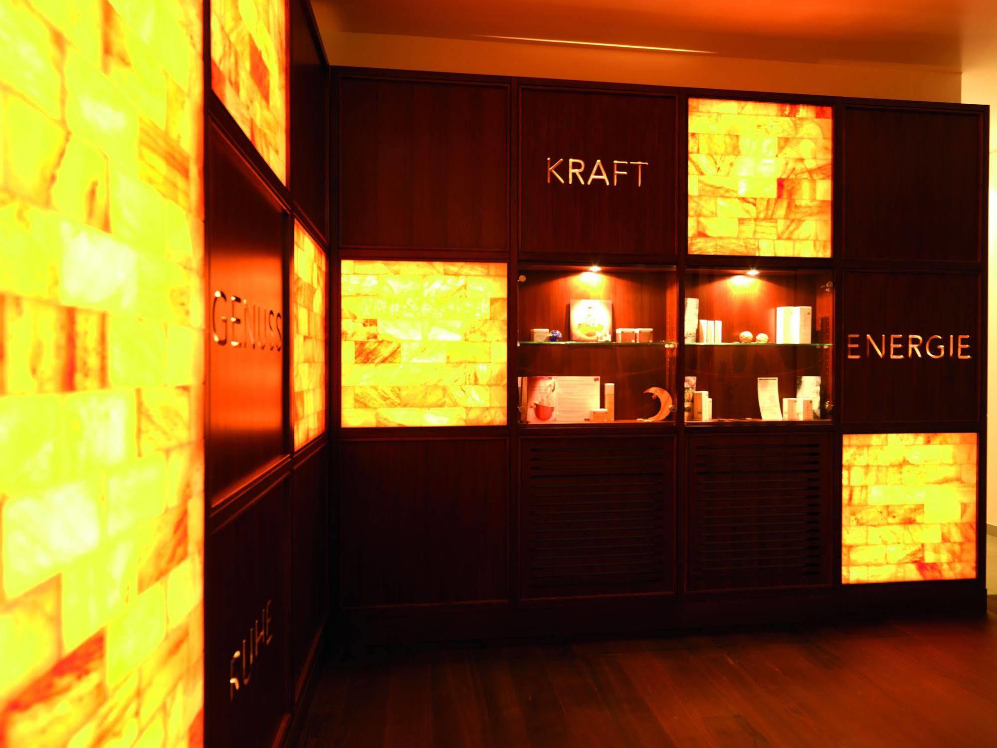 Spa Hotel Zedern Klang Hopfgarten in Defereggen Luaran gambar